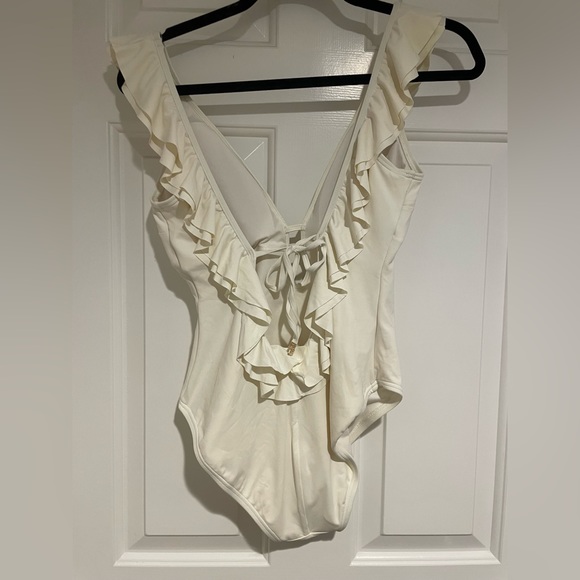 White Michael Kors bathing suit - Picture 2 of 6